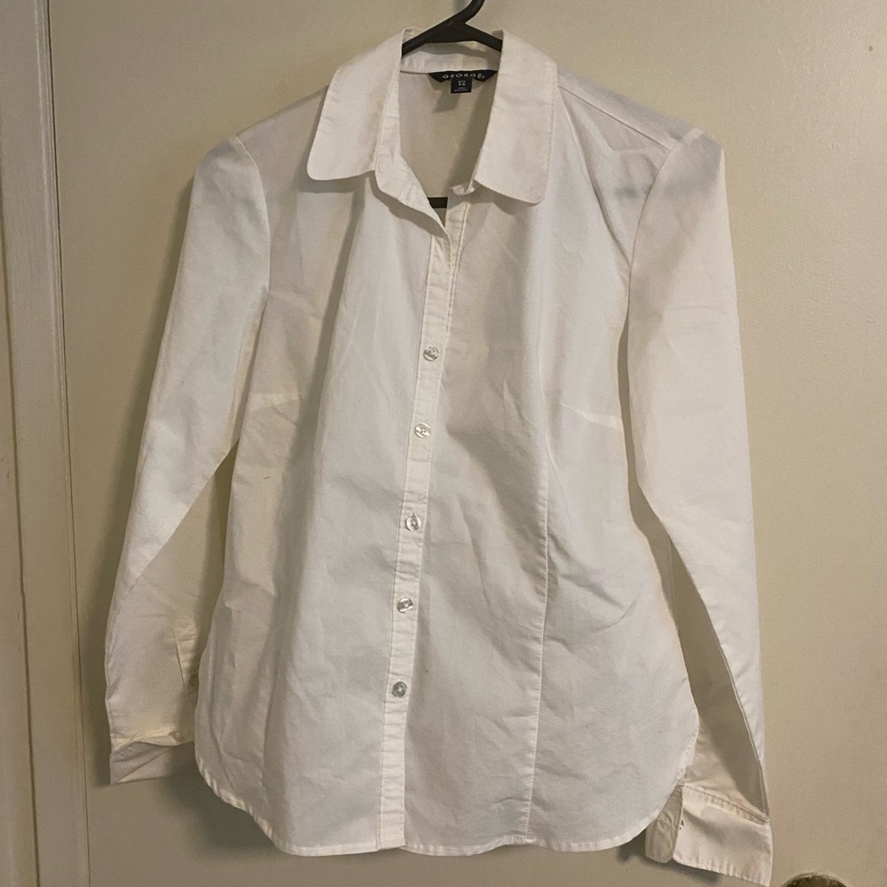 Women’s button down shirt. George, size 4-6. White.